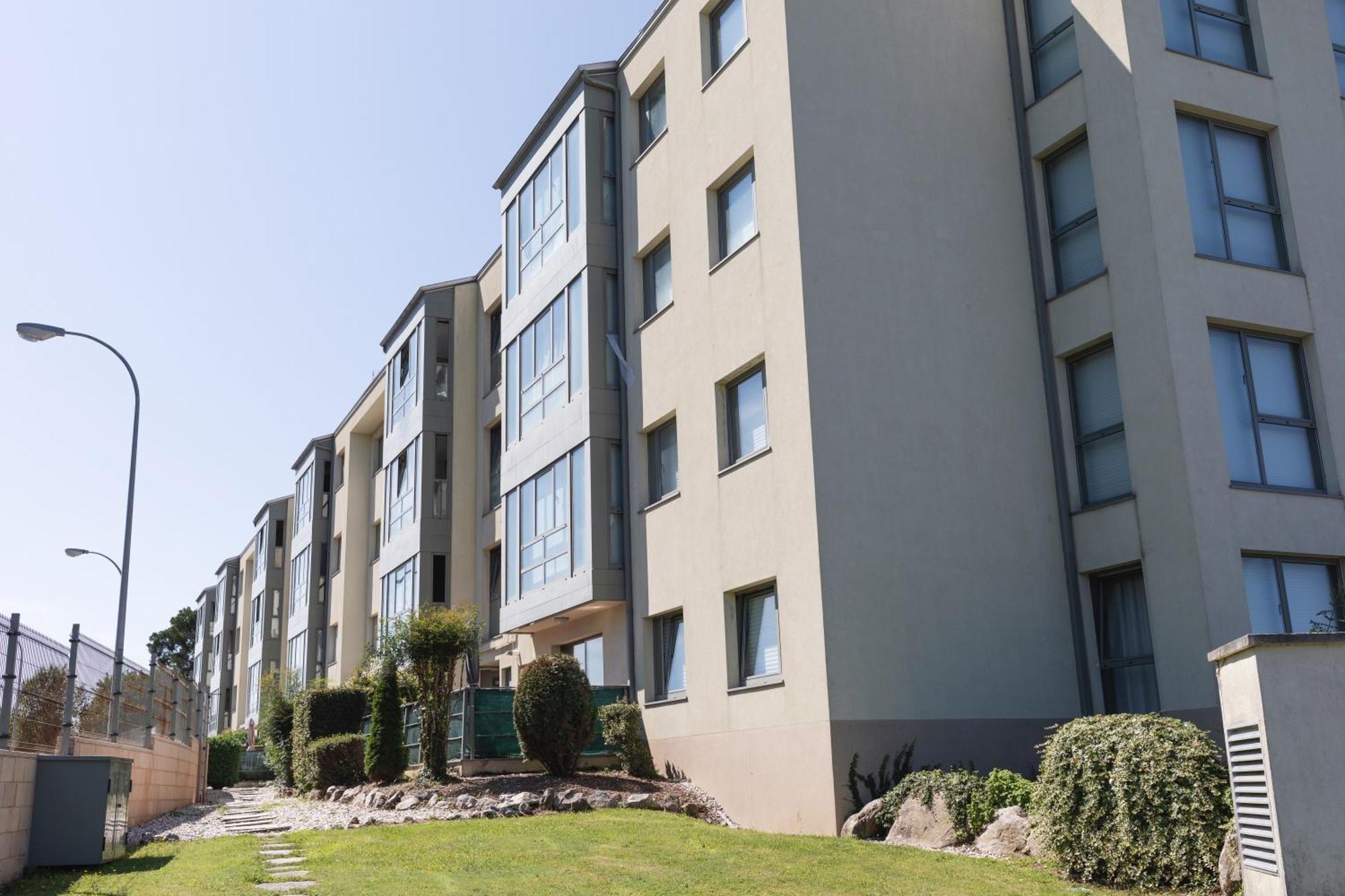 RianjoBaruhaus Piscina Y Parking Rianxo公寓 外观 照片
